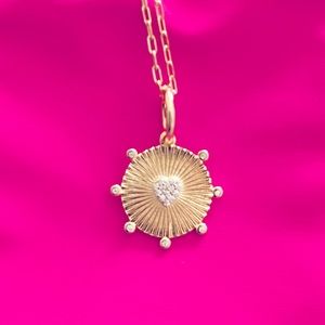 Charm pendant necklace